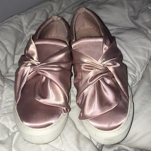 Steve Madden slip ons